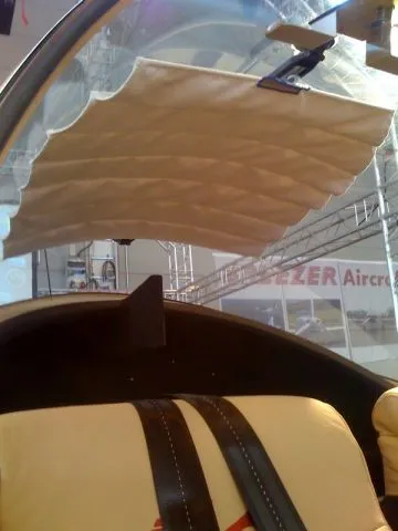 Sonnenschutz / Cockpitbeschattung
