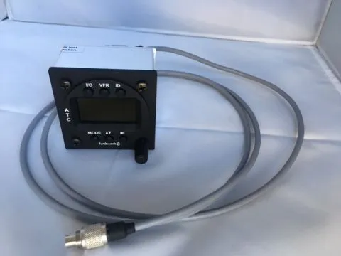 TRT 800 Doppelksitzerbedienteil OLED-Display