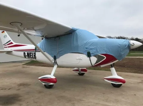 Cover f�r die Cockpithaube und Cowling