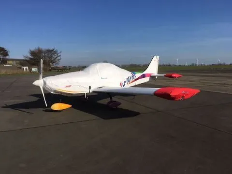 Cover f�r die Cockpithaube und Cowling light