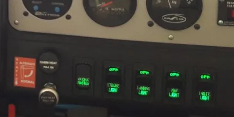 AVIONIK MASTER