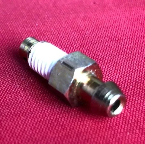 Entlftungsnippel M6