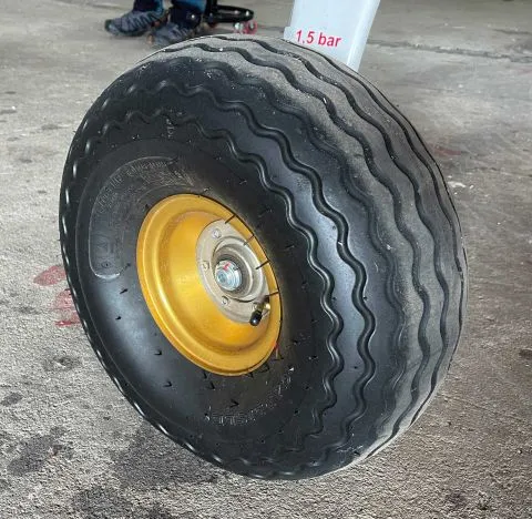 TUNDRA Reifen 800-6 / 8.00-6