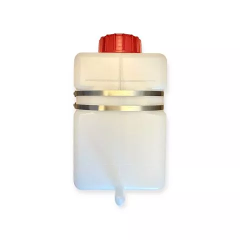 Ausgleichbeh�lter mit Halter