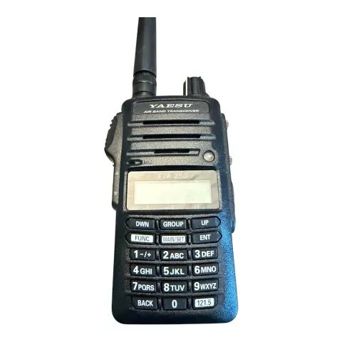 Flugfunkger�t YAESU FTA-250L