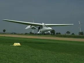 LO-120 Hhenruder-Umlenk-Hebel