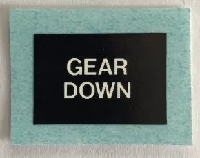 Schalterbeschriftung GEAR DOWN
