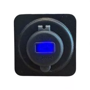 USB-Steckdose mit Voltmeter f�r 57 mm Panelbohrung